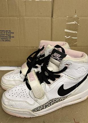 Кросівки air jordan legacy 312 (gs) 36р