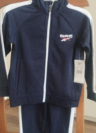 Спортивный костюм reebok