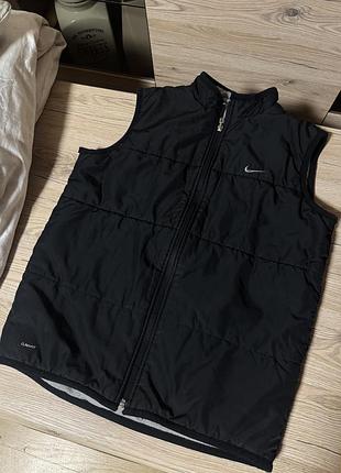 Двостороння жилетка nike розмір хс жилетка тепла nike