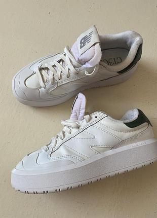 Кросівки new balance