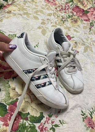 Мякенькі 🥑шкіряні кросівки р 36/23 см adidas адидас
