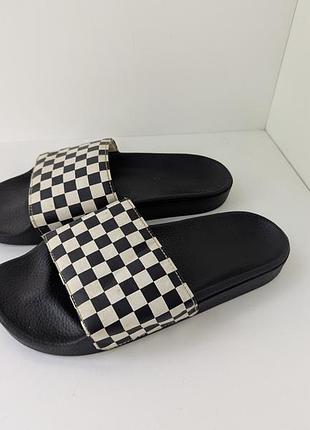 Шлепанцы vans