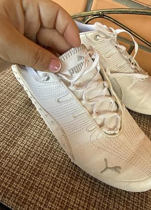 Кросівки білі puma . зі стразами