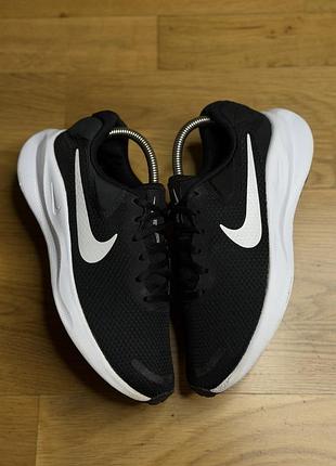 Кросівки оригінальні nike revolution 7 road running