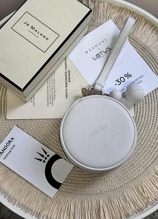 Біла дорожня скринька оригінал для прикрас pandora (pandora white round travel companion jewelry box).