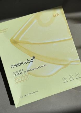 Зволожуюча маска з гелевою текстурою medicube kojic acid turmeric brightening gel mask, 3 шт