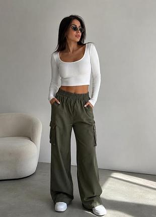 Широкі штани карго кольору хакі prettylittlething, розмір
