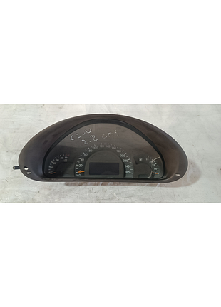 Панель приборов a 2035401311 mercedes c200
