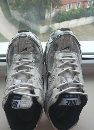 Кроссовки nike,в красивом состоянии,36р., стелька 22см.