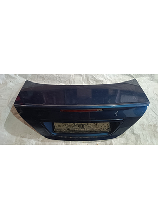 Крышка багажника mercedes c200 2000г.в. седан