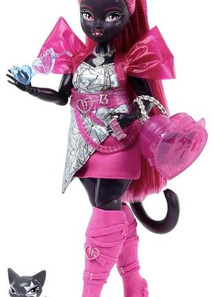 Лялька monster high catty noir кетті нуар з котиком амулет