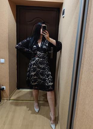 Нарядное кружевное платье