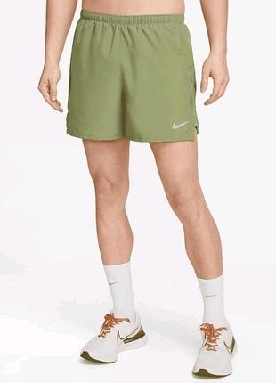 Мужские шорты nike challenger running dri-fiit