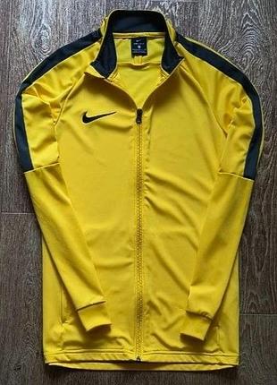 Жёлтая мужская спортивная олимпийка nike pro combat размер s
