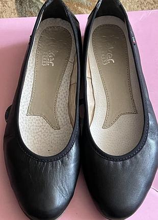 Продам шкіряні туфлі rieker