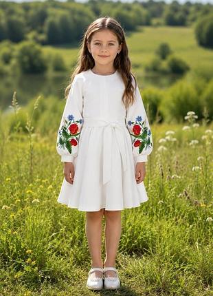 Сукня для дівчинки