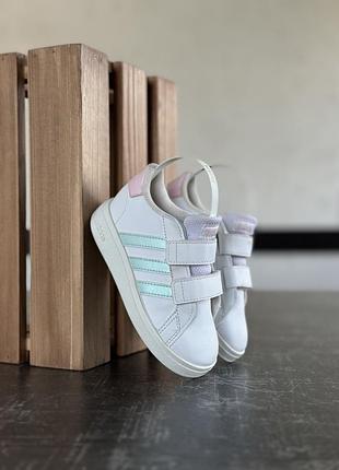 Кросівки adidas
