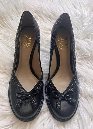 Туфлі clarks 36 розмір