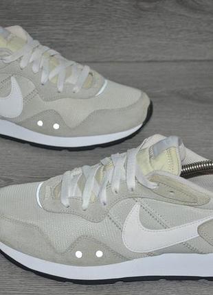 Розмір 44 довжина устілки 28 см. стан на фото. фірма nike venture runner . ціна 1550 грн