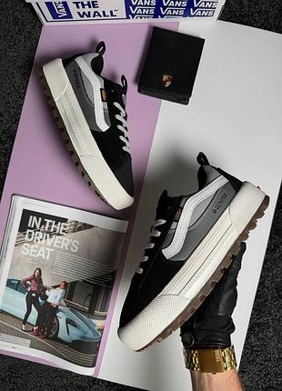 Жіночі кросівки vans old skool mte-1 gtx w black grey white