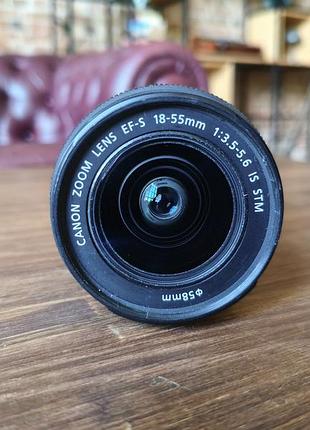 Камера canon 90d та об'єктив "kit" 18-55mm в комплекті також 3 акуми (1 ориг+2 power plant) та зарядка shutter count - 61170. 6