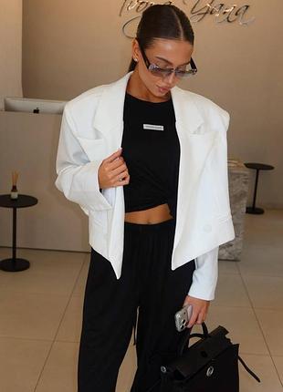 Укорочений піджак,в стилі oversize