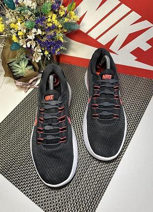 Оригінальні кросівки nike
