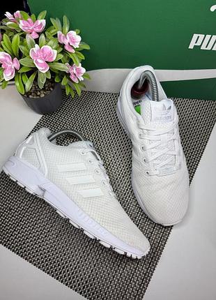 Оригинальные кроссовки adidas
