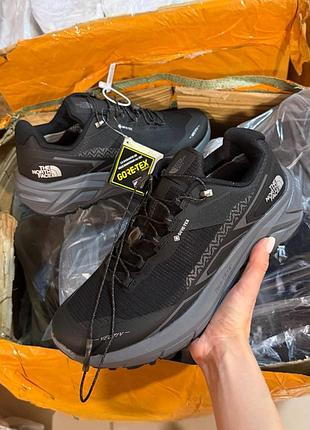 The north face vectiv gore-tex black grey