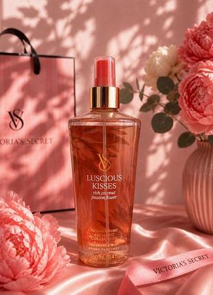 Парфюмированный спрей для тела сочные поцелуи body fragrance luscious kisses fragrance mist