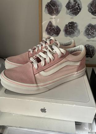 Жіночі кеди vans