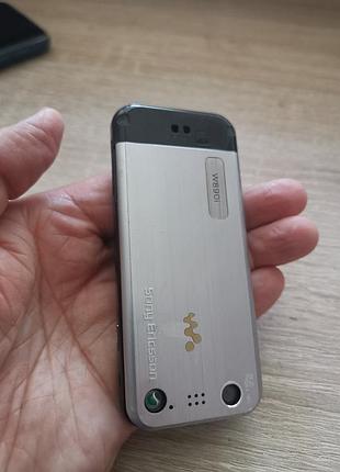 Sony ericsson w890i - оригінал. все працює 2
