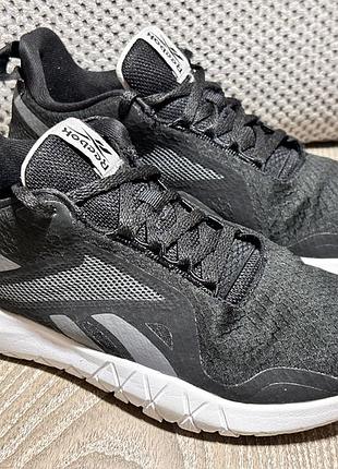 Оригінальні кросівки reebok 37 розмір