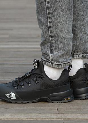 Air the north face glenclyffe 
low triple black