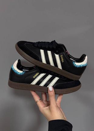 Кросівки темні жіночі adidas samba