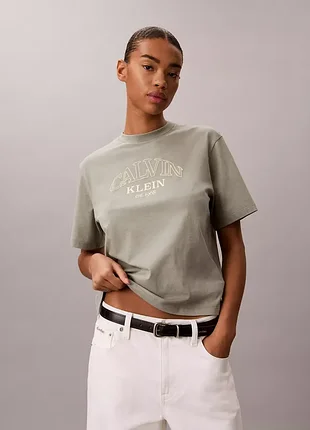 Calvin klein arch logo graphic boxy t-shirt футболка