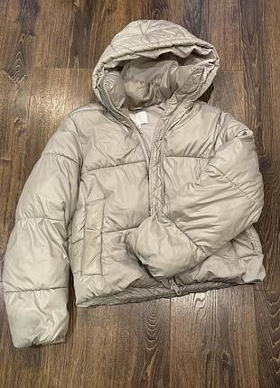 Жіночій зимовий пуховик h&m xs, б/у в гарному стані