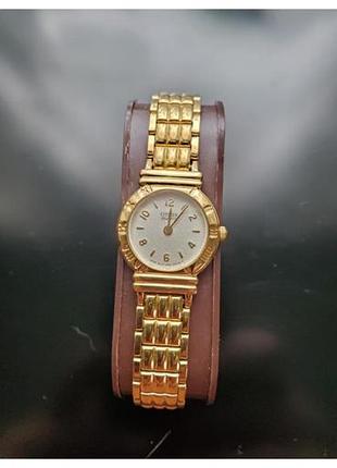 Годинник old maney