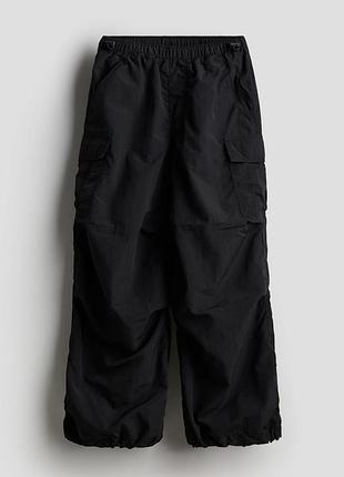 Чорні штани парашути h&m / широкі штани