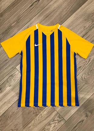 Футболка nike dri-fit