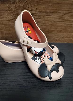 Дитячі туфельки mini melissa ultragirl із колаборації з disney (mickey and friends)
