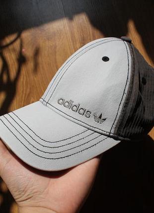 Бейсболка унисекс кепка adidas originals m/l