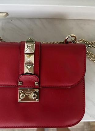 Valentino garavani glam lock з елементами rockstud