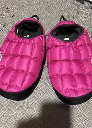 North face тапочки дуті (чуні), рожеві, розмір s (30-41)