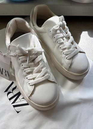 Нові кросівки zara 32p