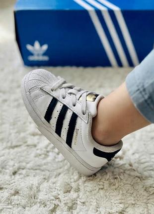 Брендові культові шкіряні білі дитячі (унісекс) кросівки adidas superstar (оригінал)