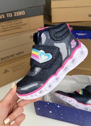 Круті миготливі теплі черевики skechers s-lights