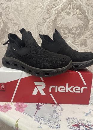Кросівки жіночі rieker чорні, розмір 40
