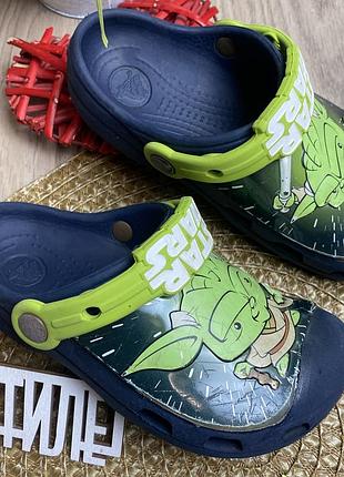 Вживані crocs star wars 12/13р-18,5см оригінал стан для дому хлопчик синій