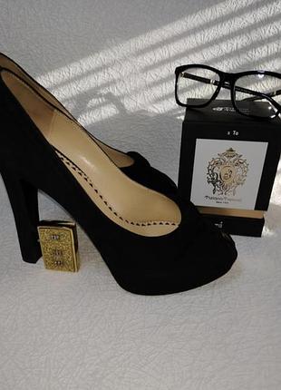Туфлі чорні оригінал moschino cheap & chic. устілка 26-26.5 см